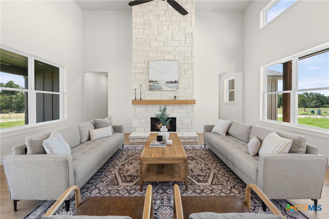 House in Salado, Texas, United States 5 - 18498952