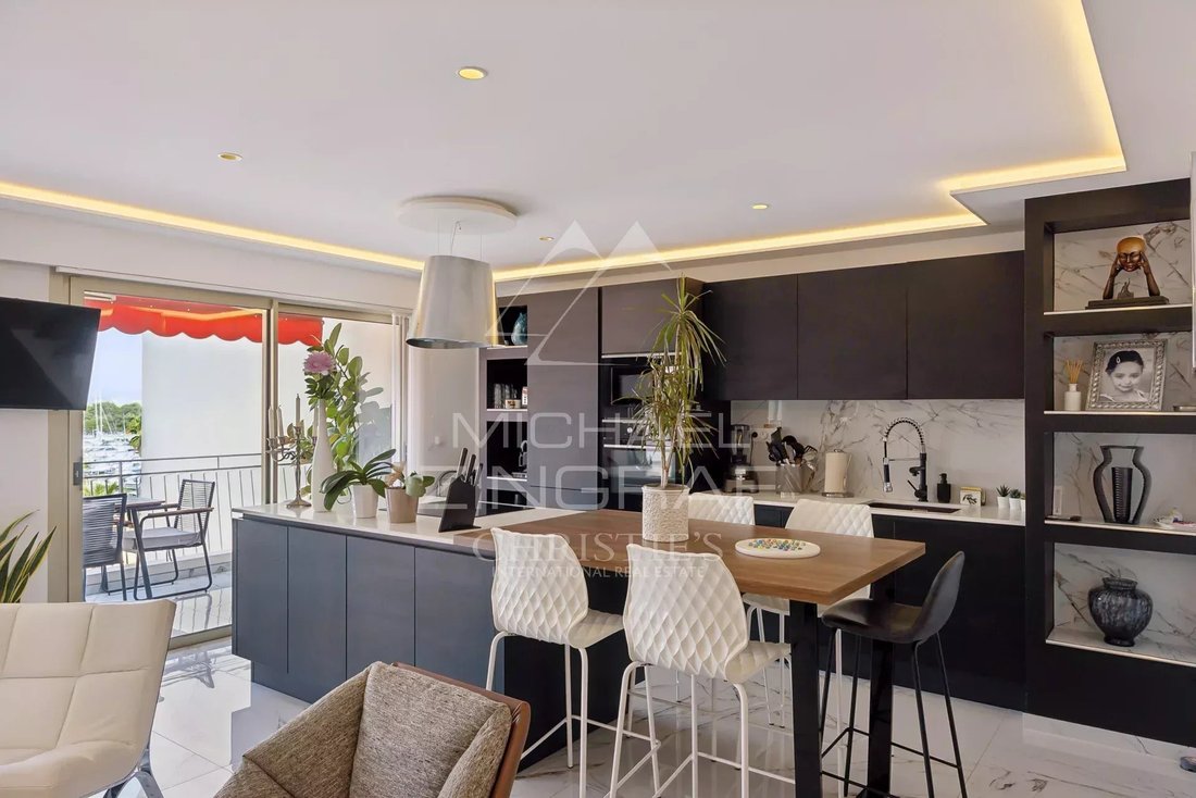 Apartment in Antibes, Provence-Alpes-Côte d'Azur, France 5 - 16749173