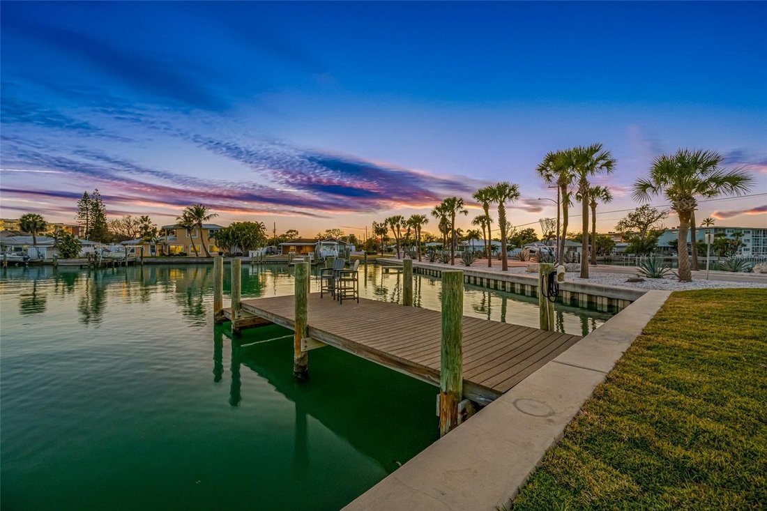 House in St. Pete Beach, Florida, United States 4 - 18502554