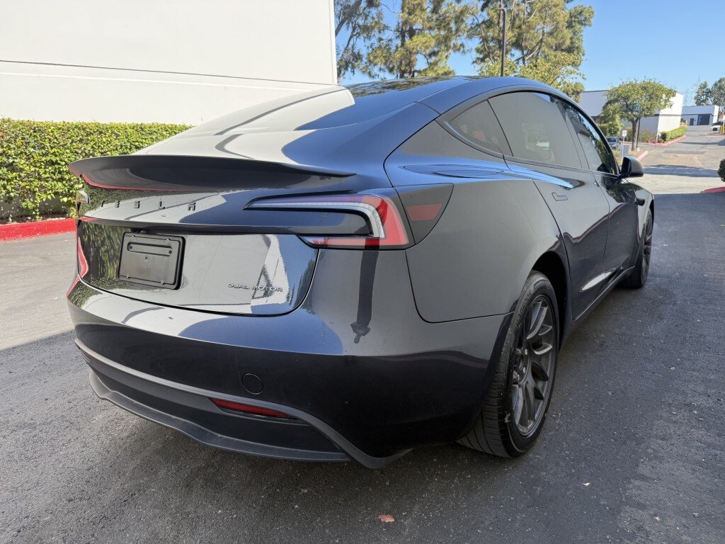 Tesla Model 3 in San Diego, CA, United States 3 - 18499125
