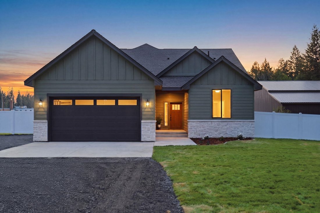 House in Chattaroy, Washington, United States 1 - 18502037