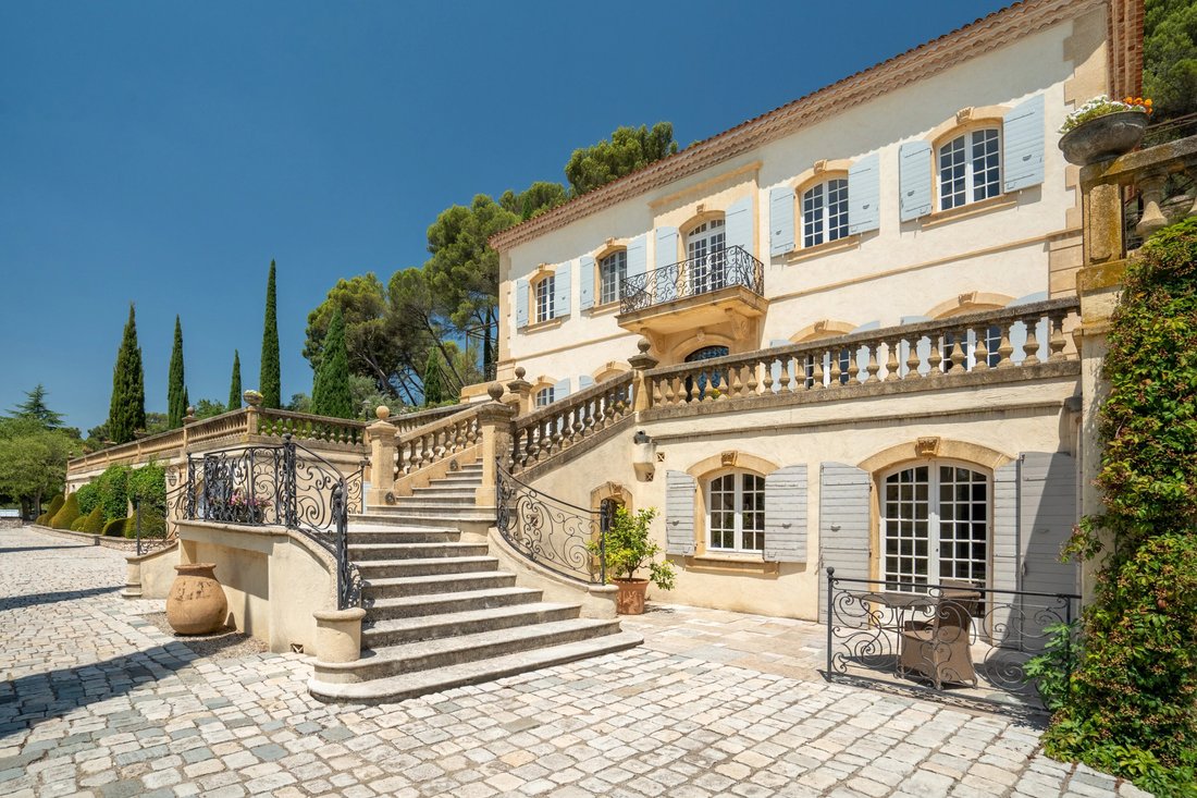 Estate in Le Tholonet, Provence-Alpes-Côte d'Azur, France 4 - 18502105