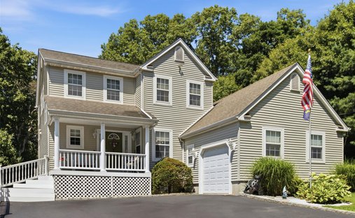 House in Hauppauge, New York, United States 1