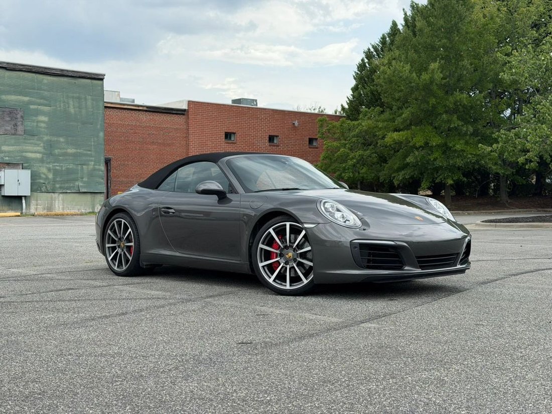 Cabriolet in Greensboro, NC, United States 3 - 18500789