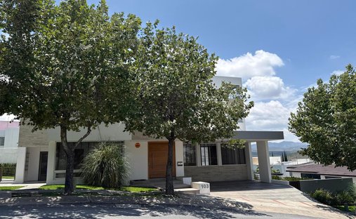 House in Pozos, San Luis Potosi, Mexico 1