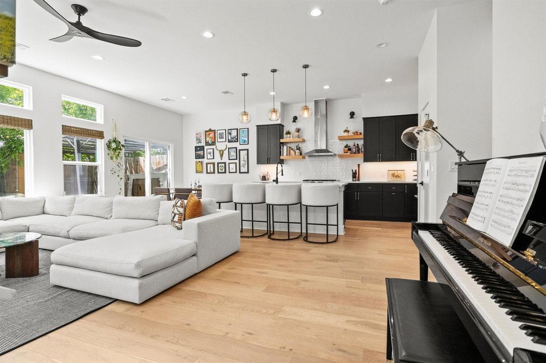Condo in Austin, Texas, United States 1 - 18502349