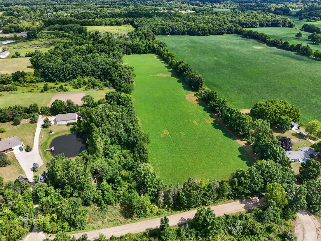 Land in Goodrich, Michigan, United States 2 - 17690410