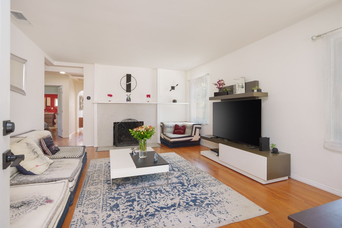 House in Los Angeles, California, United States 4 - 18500454