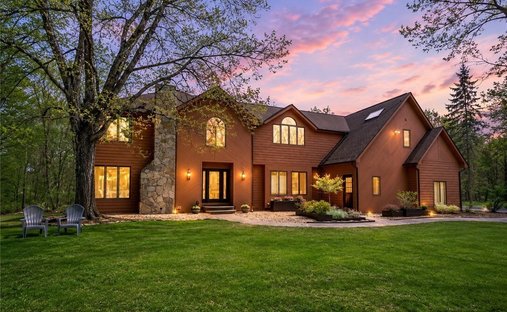 House in Clarence, New York, United States 1