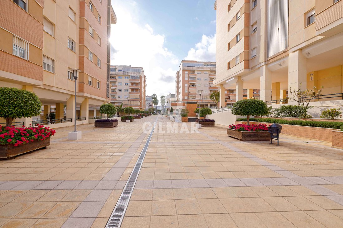 Penthouse in Teatinos-Universidad, Malaga, Spain 3 - 18499427