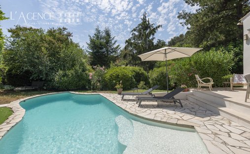 House in Saint-Marc-Jaumegarde, Provence-Alpes-Côte d'Azur, France 1