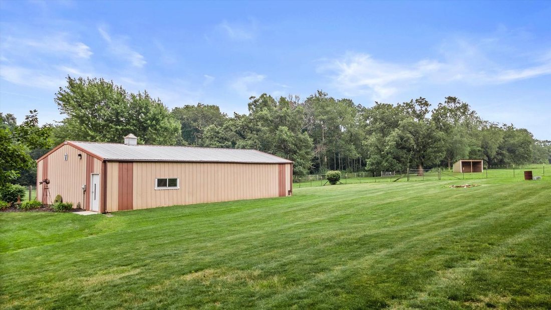 House in Dousman, Wisconsin, United States 5 - 18502280