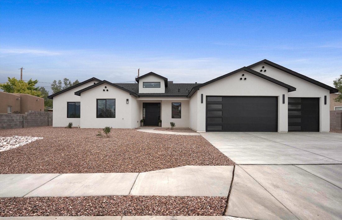 House in Albuquerque, New Mexico, United States 1 - 18502373