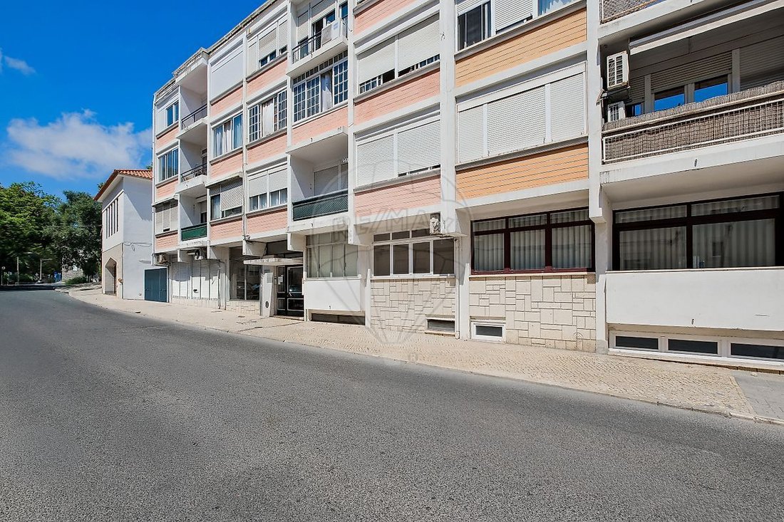 Appartamento a Estoril, Cascais e Estoril, Lisbona 4 - 18499986