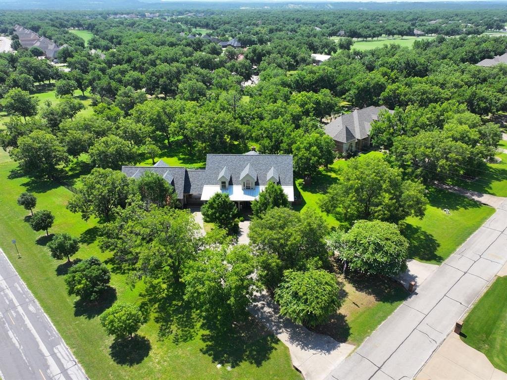 House in Granbury, Texas, United States 3 - 18503564