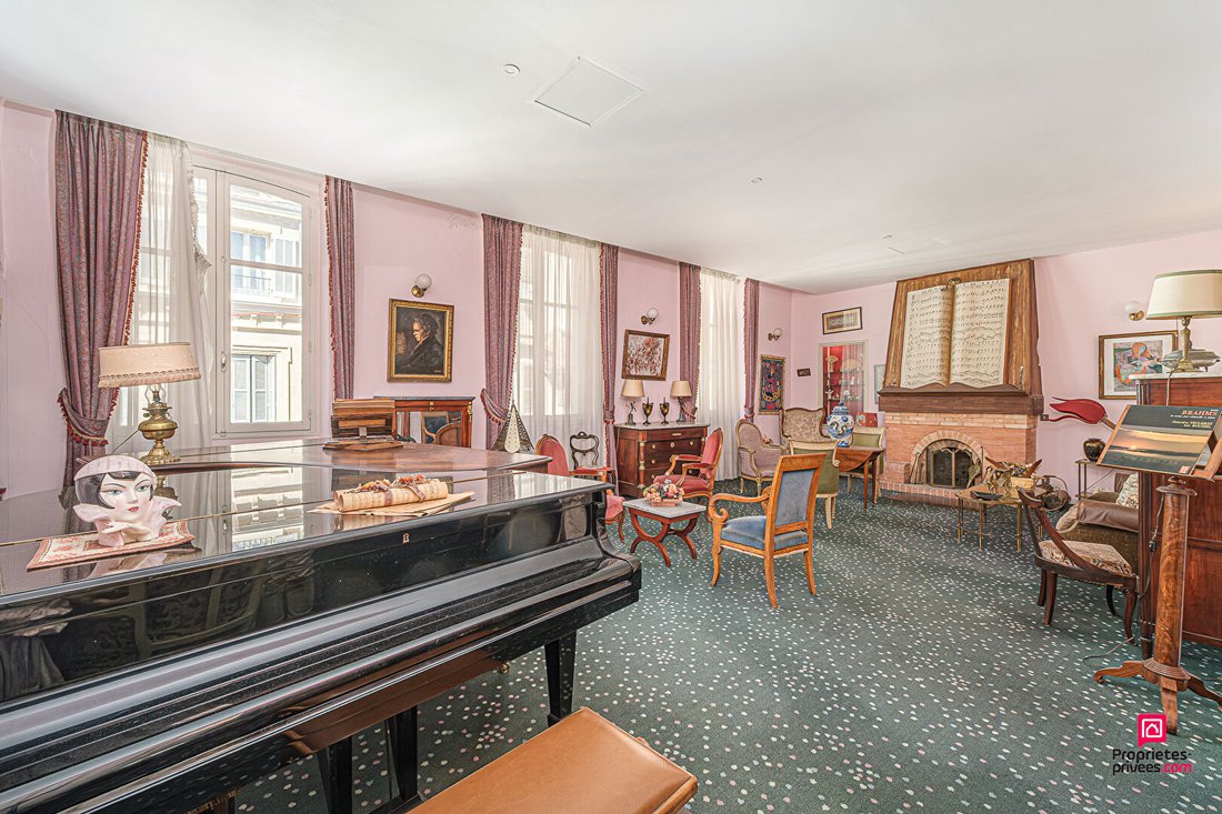 Apartment in Palais de Justice, 6e Arrondissement, Marseille 2 - 18504200