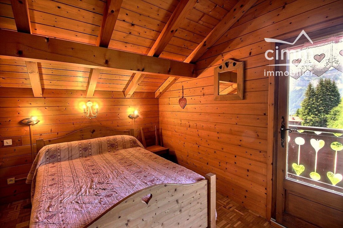 Chalet in Arâches-la-Frasse, Auvergne-Rhône-Alpes, France 5 - 18389944