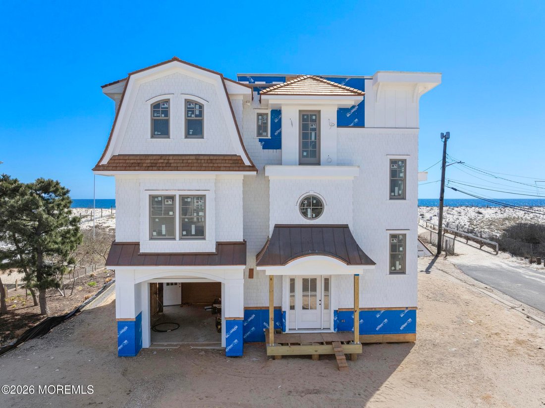 House in Ship Bottom, New Jersey, United States 2 - 18502316