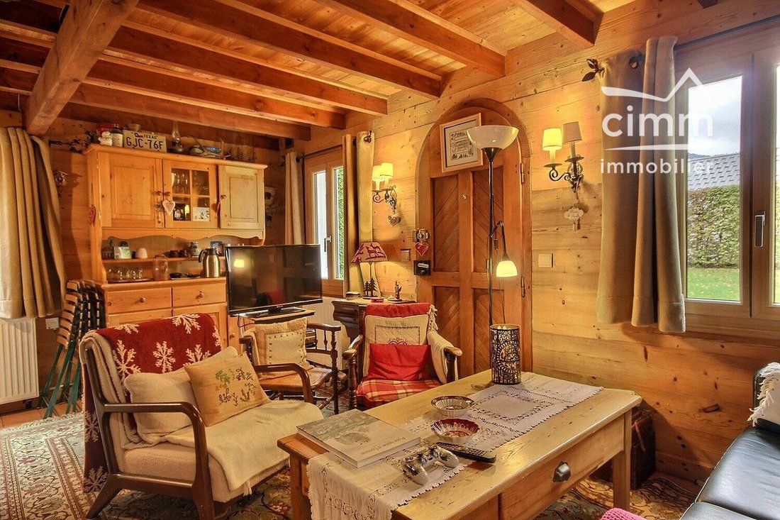 Chalet in Arâches-la-Frasse, Auvergne-Rhône-Alpes, France 2 - 16705021