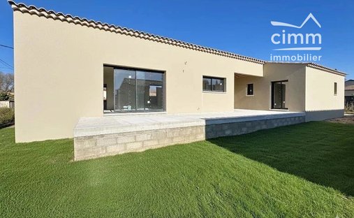 House in Aubignan, Provence-Alpes-Côte d'Azur, France 1