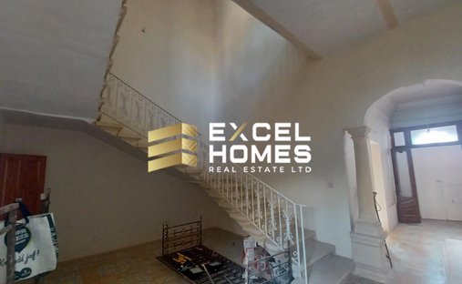Townhouse in Santa Lucija, Malta 1