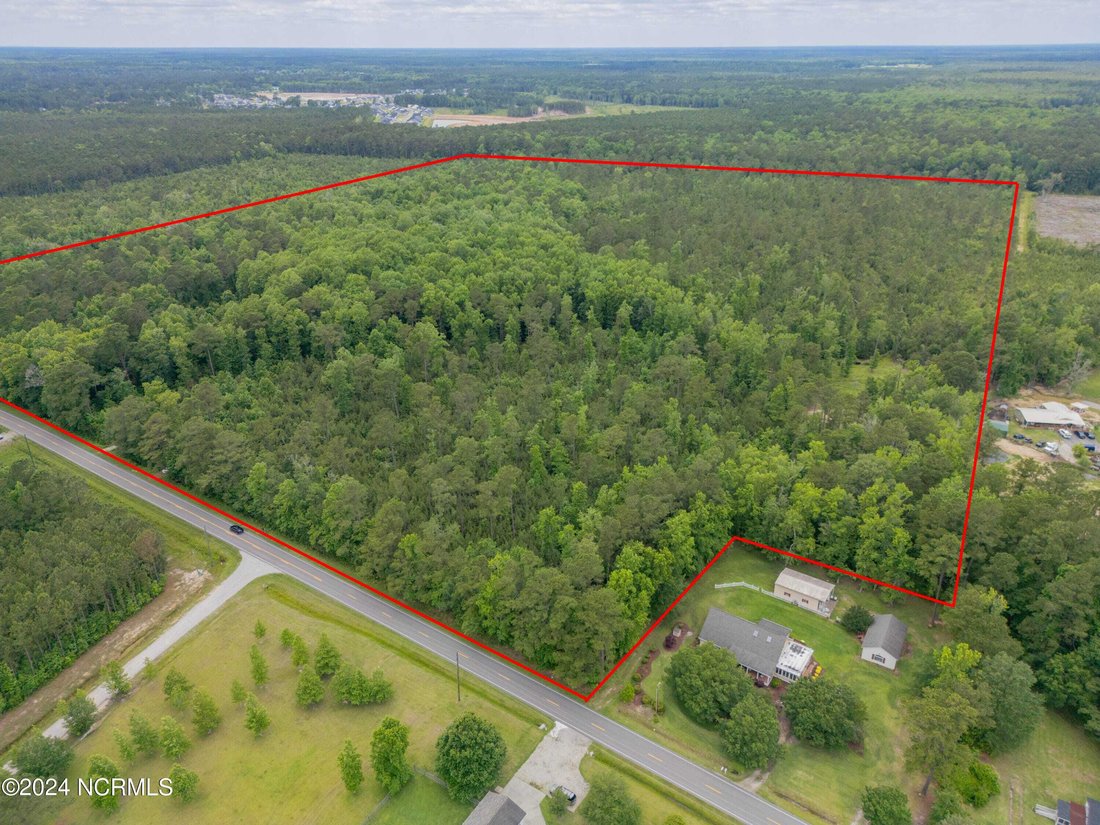 Land in Ash, North Carolina, United States 1 - 18504827