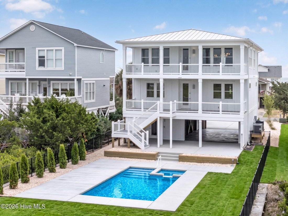 House in Oak Island, North Carolina, United States 2 - 18503347