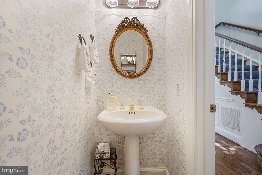 Casa a Bethesda, Maryland, Stati Uniti 4 - 18506922