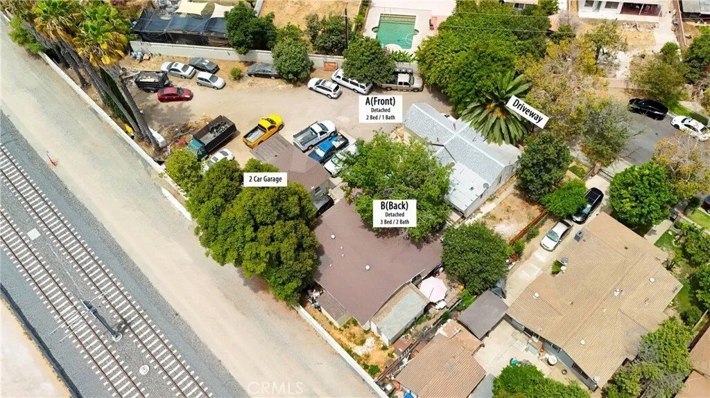 Santa Ana, California, United States 4 - 18499208