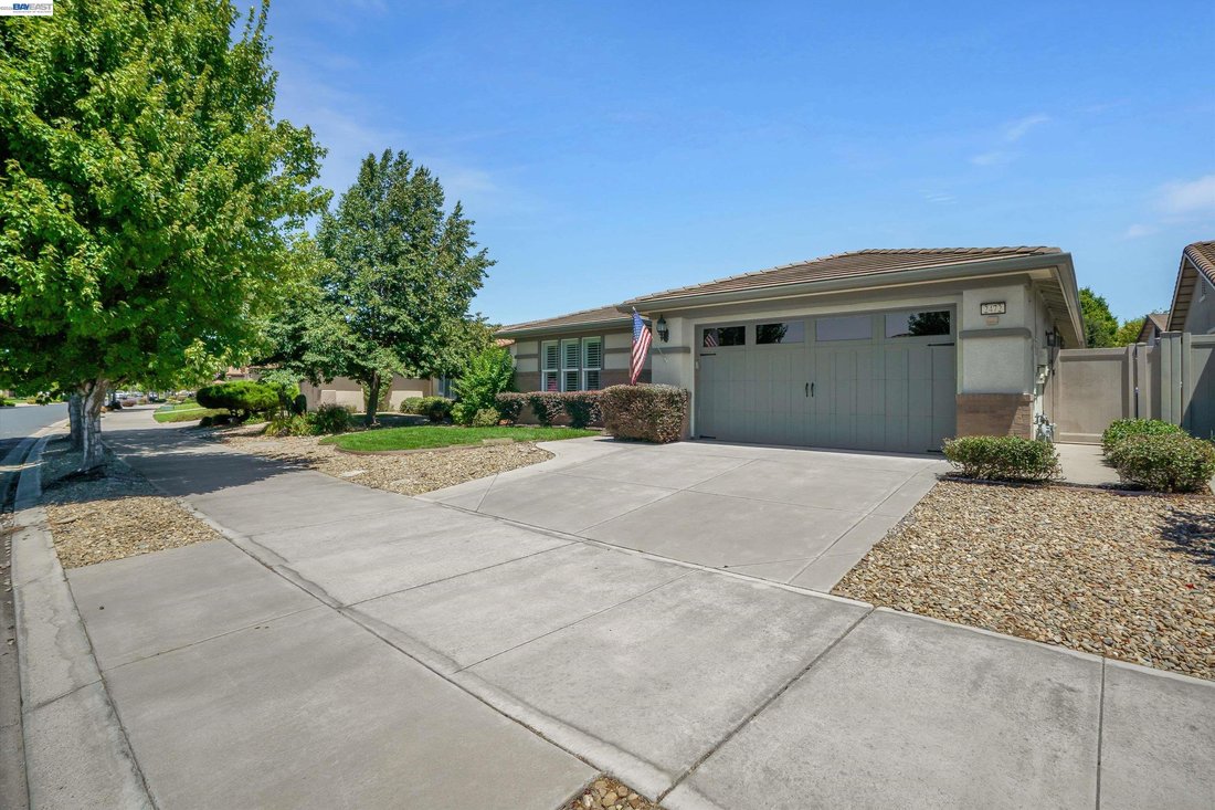 House in Manteca, California, United States 2 - 18501376