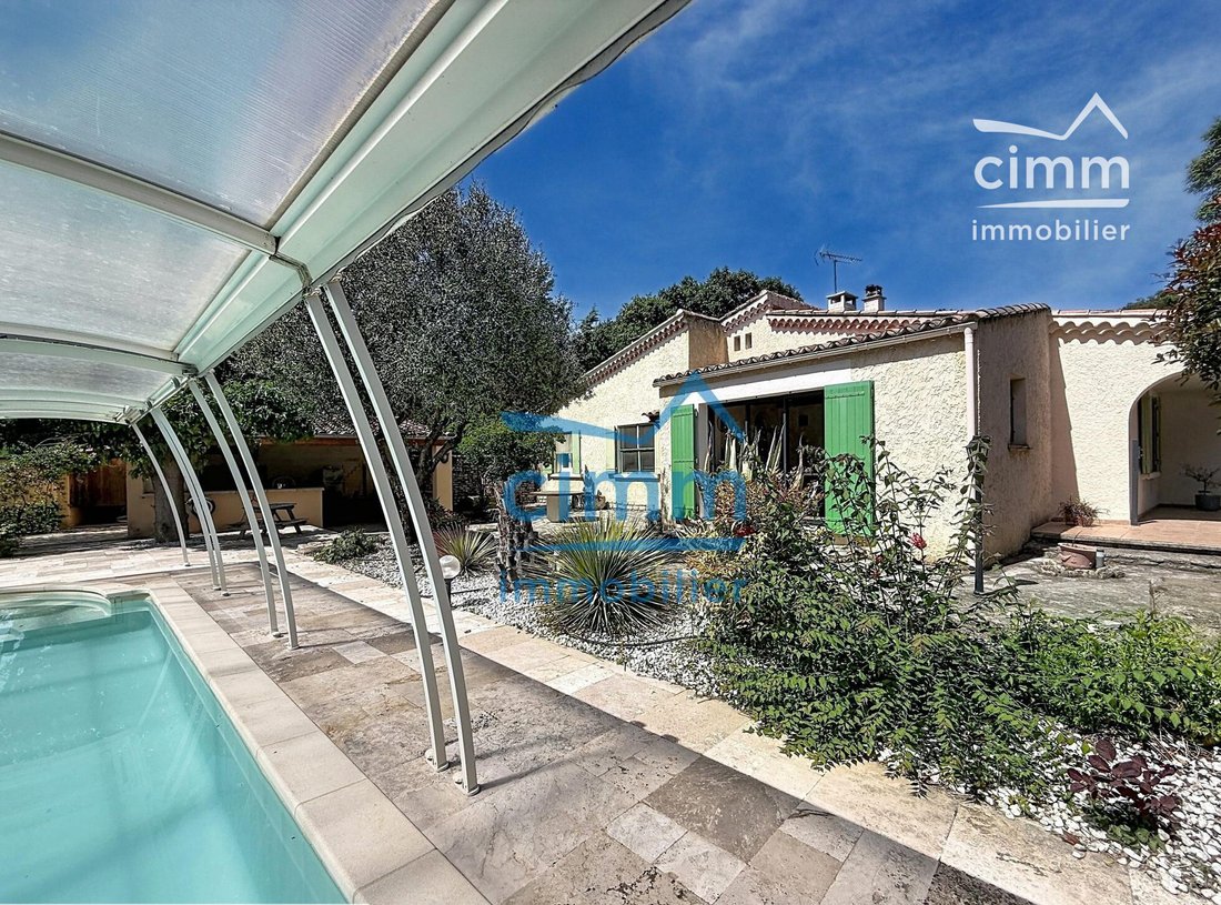 Villa in Zone Rurale Sud, Carpentras, France 2 - 17826243
