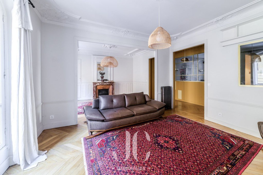 Apartment in Amiraux-Simplon-Poissonniers, Paris 18e Arrondissement, Paris 4 - 18503809