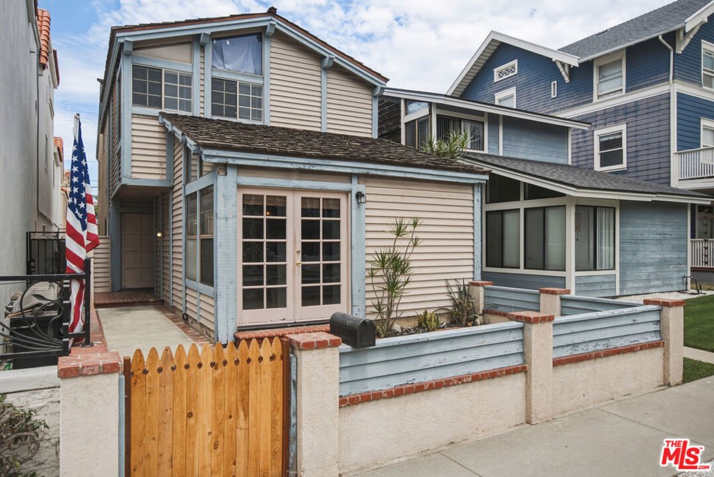 House in Huntington Beach, California, United States 1 - 18501956