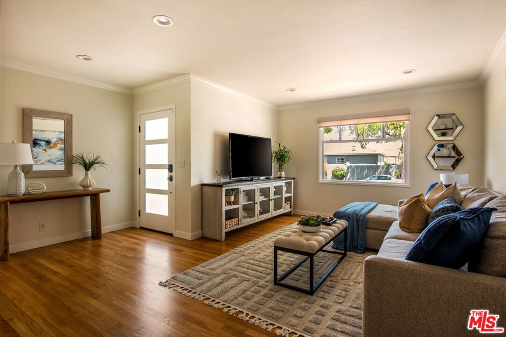 House in Los Angeles, California, United States 4 - 18501921