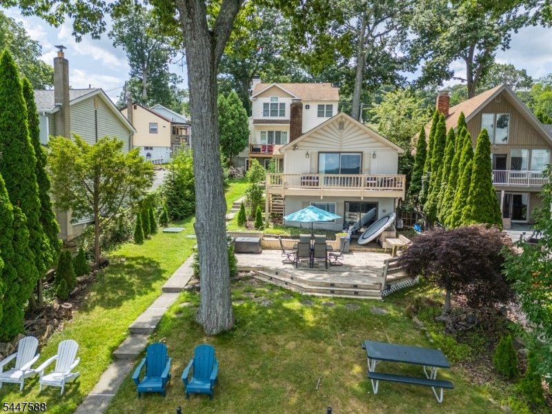 House in Hopatcong, New Jersey, United States 3 - 18499771