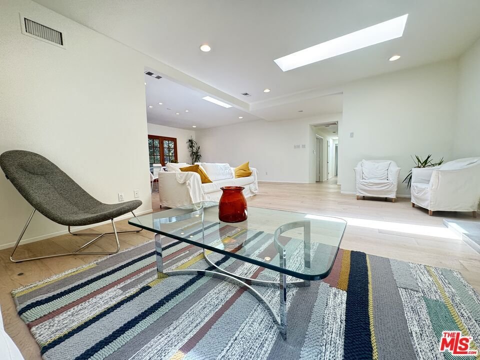 House in Los Angeles, California, United States 5 - 18501914