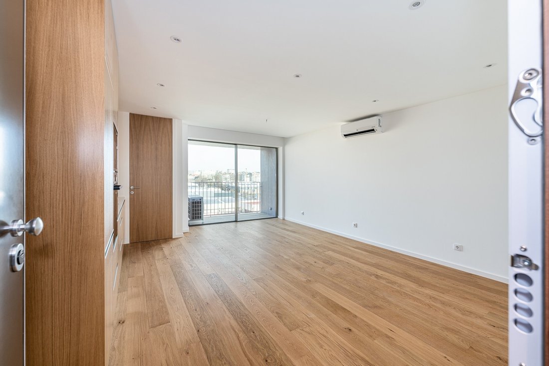 Apartment in Matosinhos e Leca da Palmeira, Porto District, Portugal 2 - 18500986