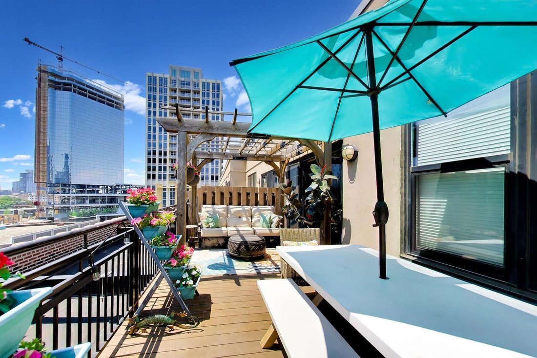 Condo in Chicago, Illinois, United States 4 - 18503254