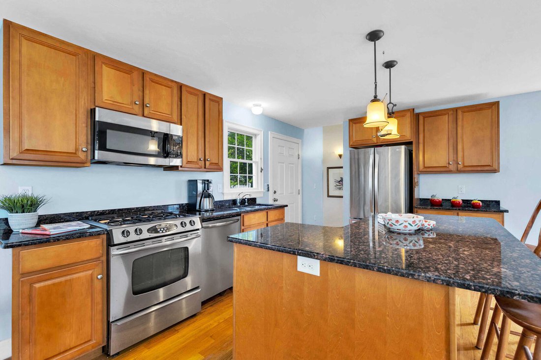 House in Bourne, Massachusetts, United States 5 - 18501326