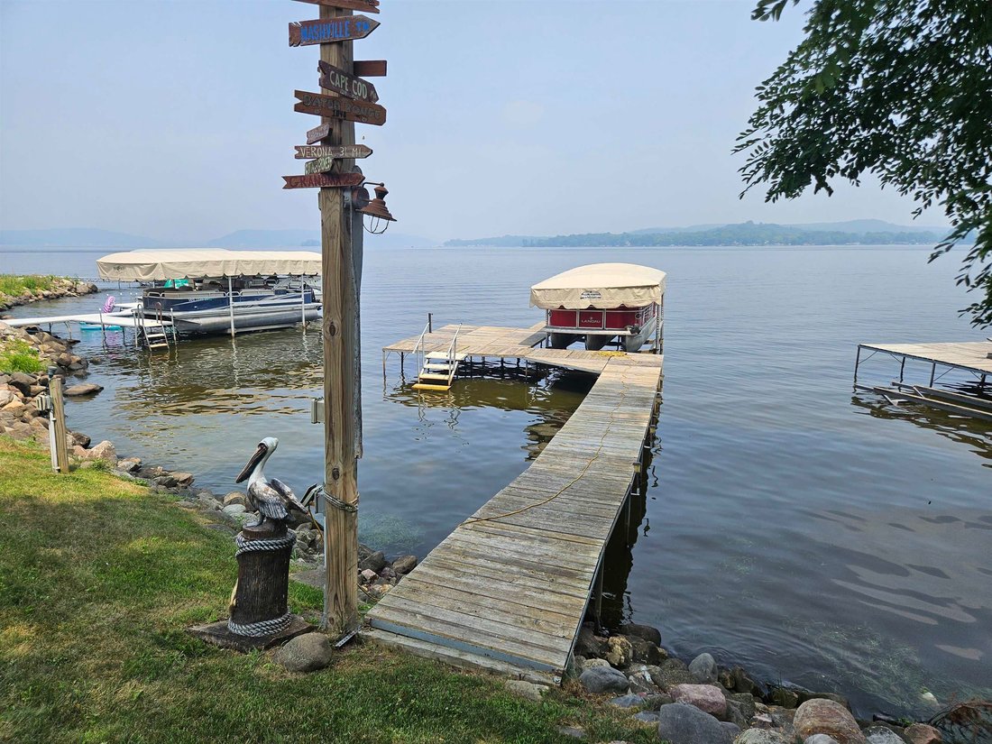 House in Lake Wisconsin, Wisconsin, United States 2 - 18502471