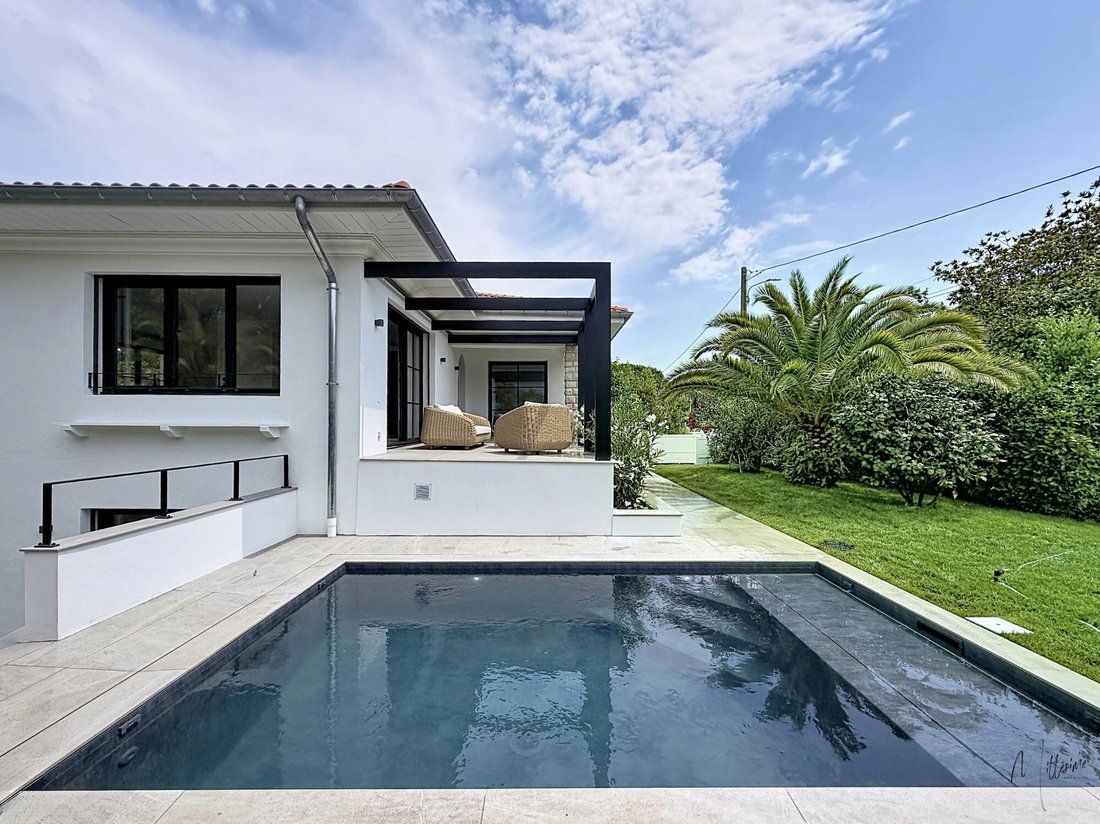 House in Anglet, Nouvelle-Aquitaine, France 2 - 18505075
