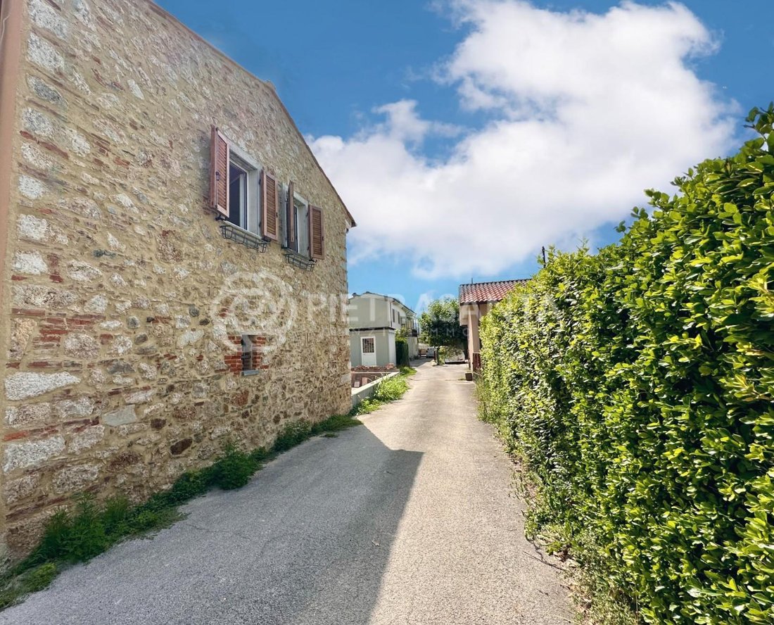 Autres à Pietrasanta, Toscane, Italie 2 - 18502848