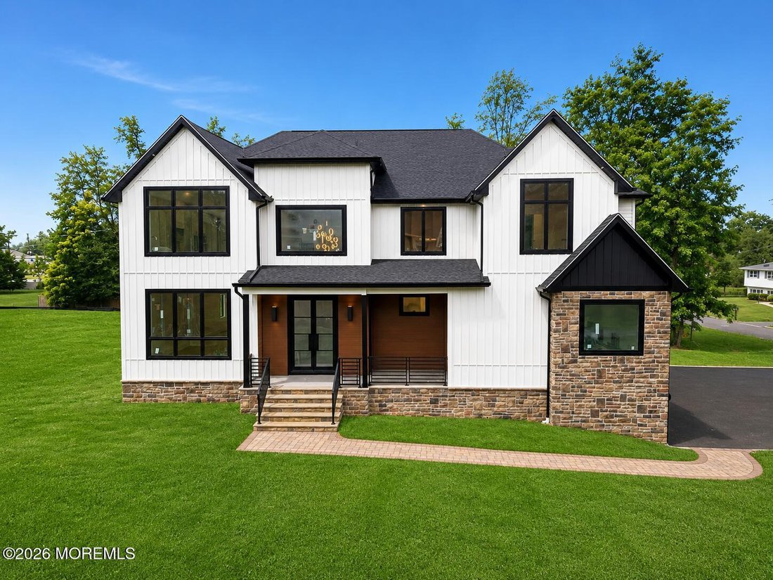 House in Marlboro Township, New Jersey, United States 2 - 18502287
