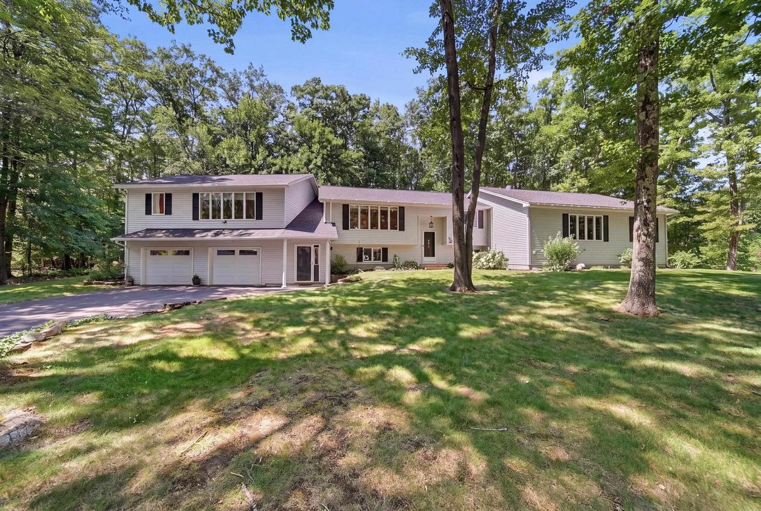 House in Hooksett, New Hampshire, United States 1 - 18499672