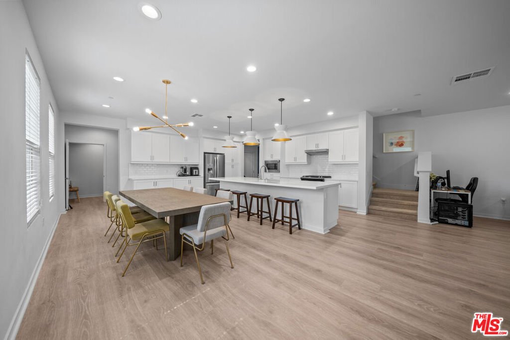 Condo in Irvine, California, United States 5 - 18501904