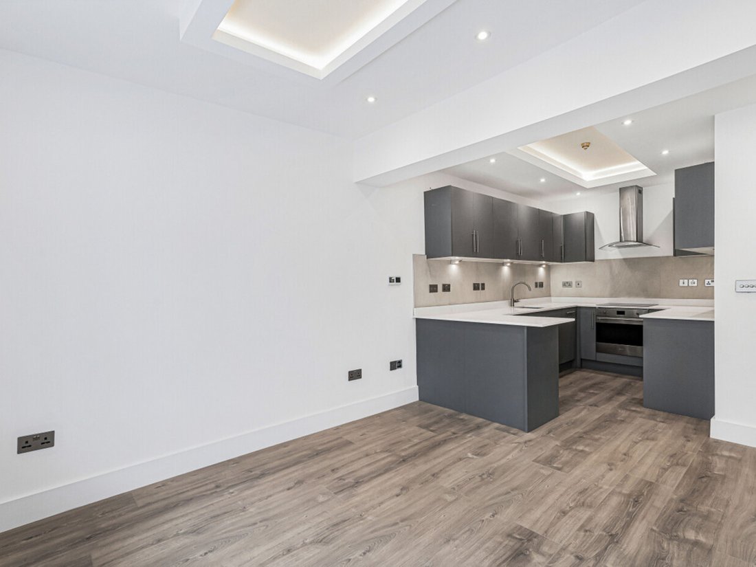 Apartment in Walham Green, Hammersmith and Fulham, England 5 - 18504010