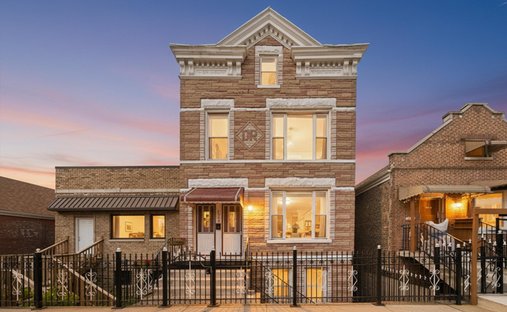 Apartment in Chicago, Illinois, United States 1