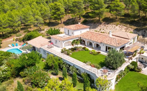Villa in Rognes, Provence-Alpes-Côte d'Azur, France 1