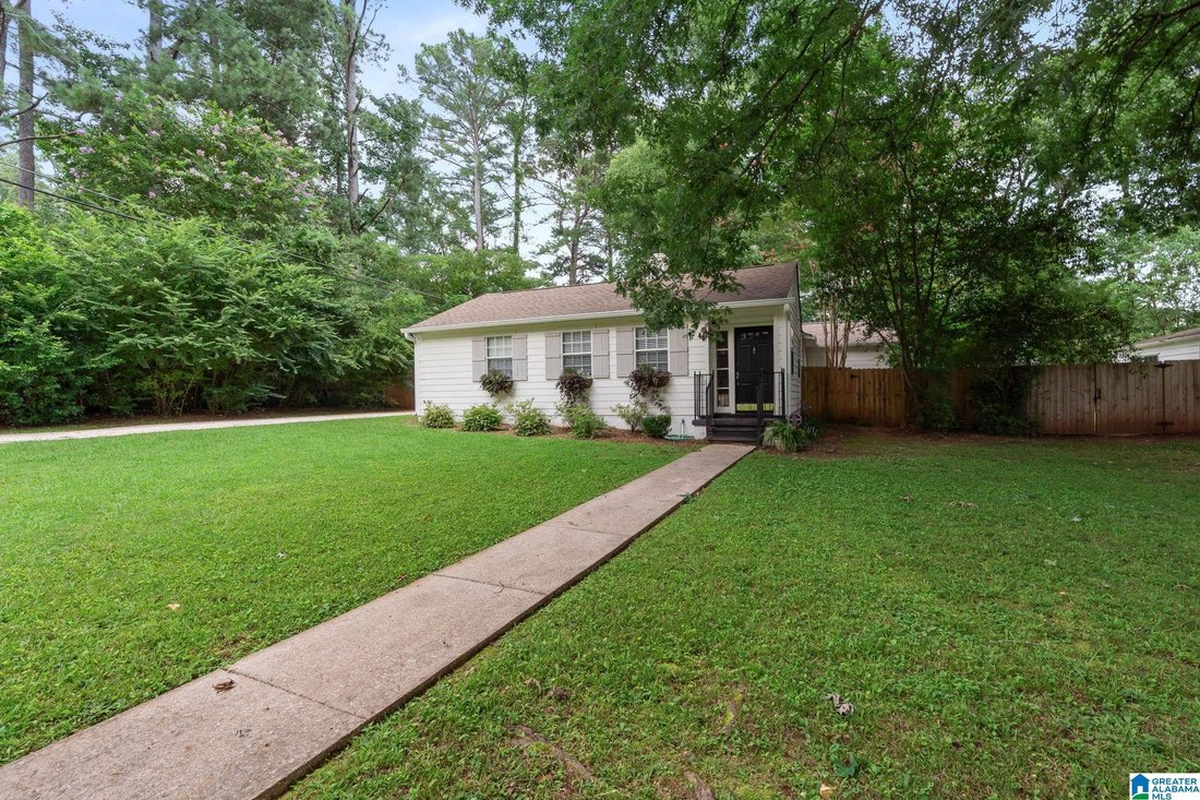 House in Mountain Brook, Alabama, United States 3 - 18499343