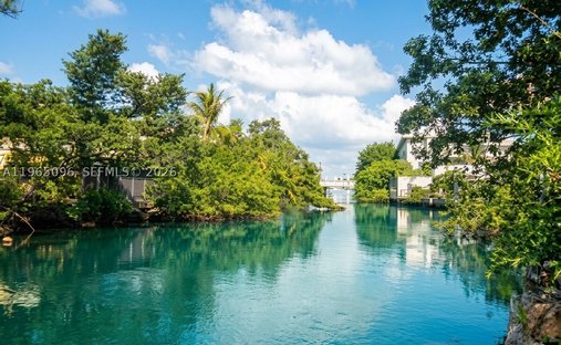 Land in Miami, Florida, United States 1
